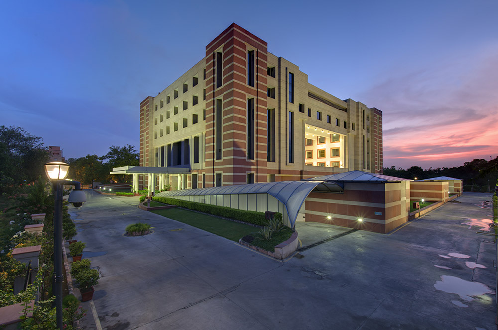 Comptroller and Auditor General office at New Delhi designed by CP Kukreja Architects