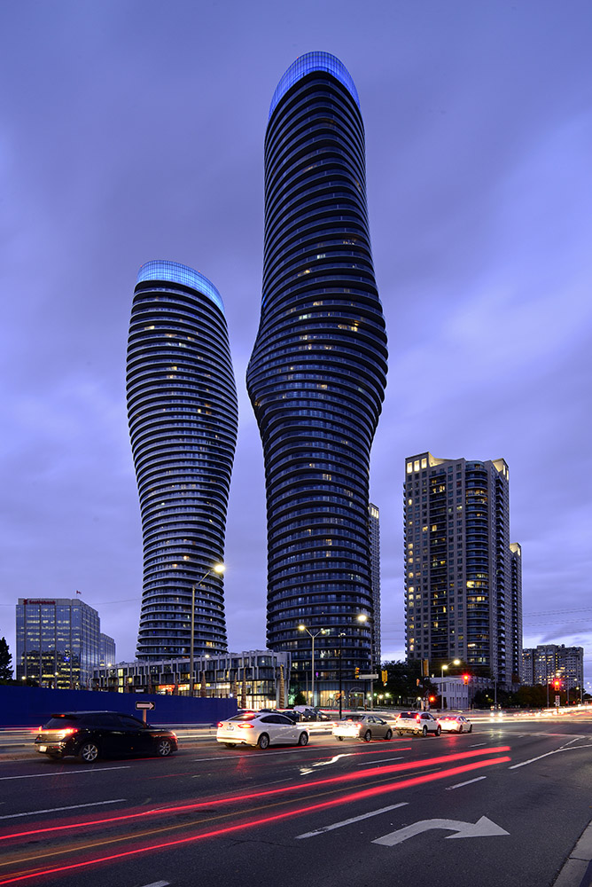 Marilyn Monroe Towers, Mississauga